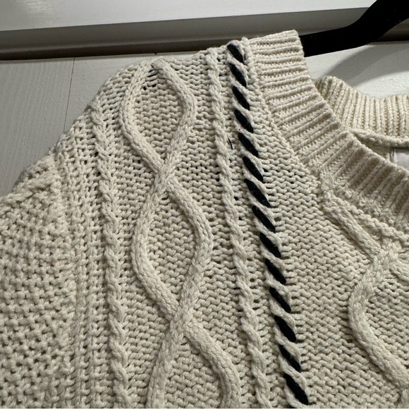 La Ligne Target Chunky Cable Knit Sweater Stitch Holiday Festive Winter Preppy - Picture 5 of 9